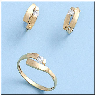 PENDIENTES EN ORO DE 18KL 